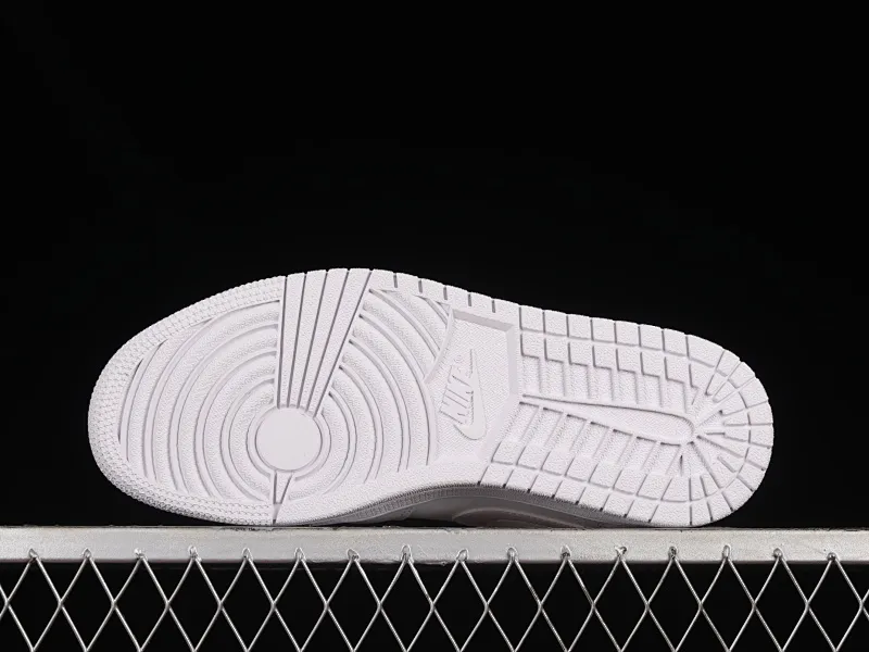 All categories Air Jordan Jordan series basketball shoes Air Jordan 1 Mid Air Jordan 1 Mid AJ1 Joe 1 pure white mid-top basketball shoes DV0991-111
